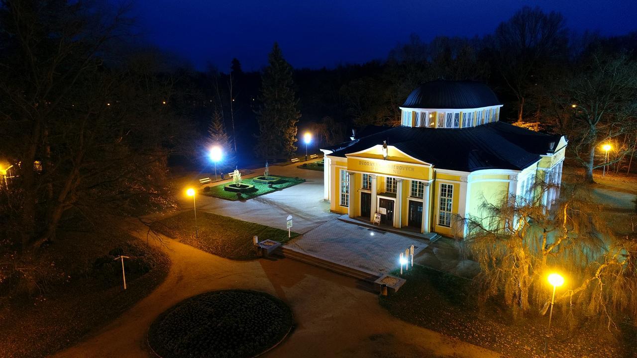 Apartment Pension Stark Františkovy Lázně Exterior foto